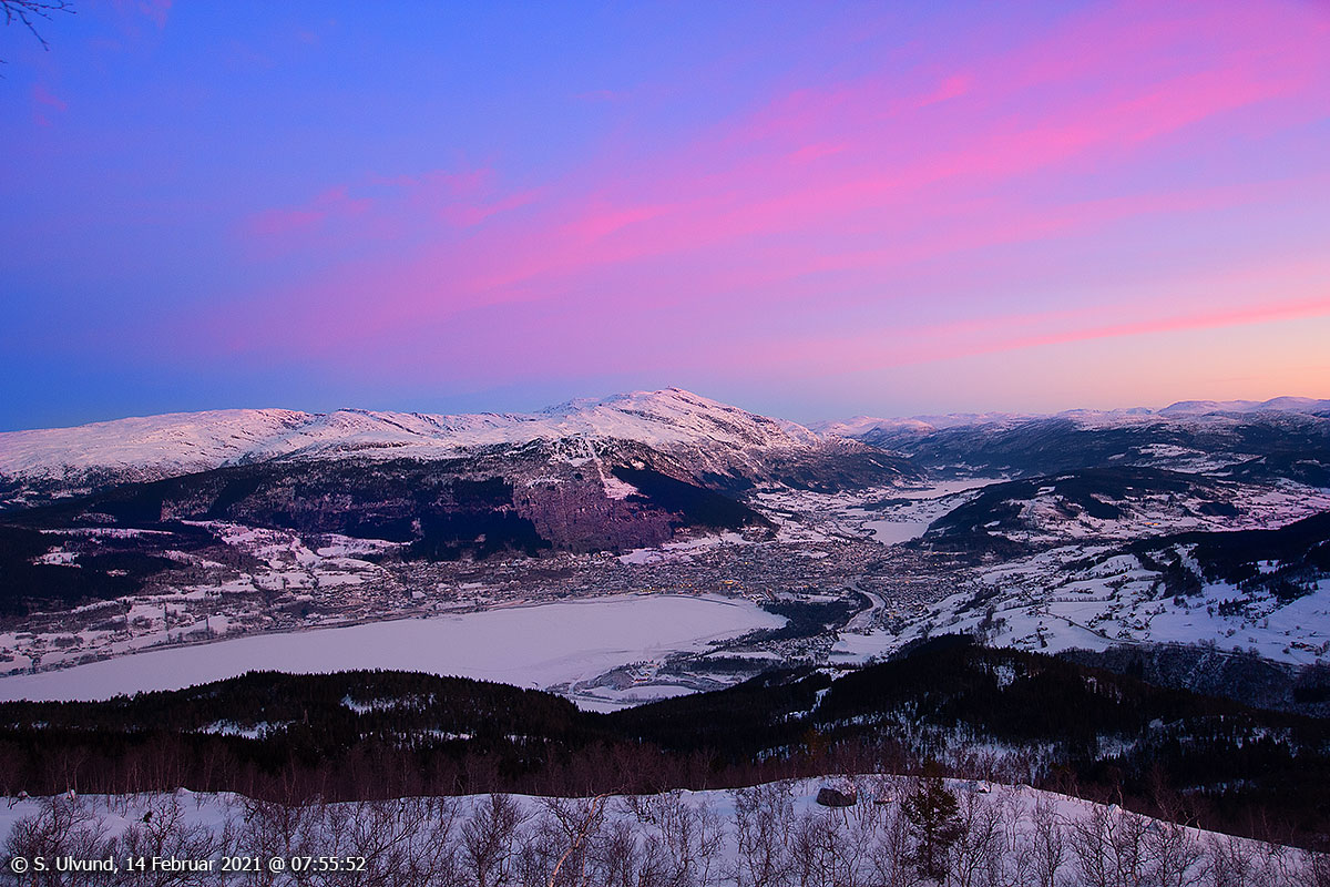 Stemningsbilete Raudleg himmel